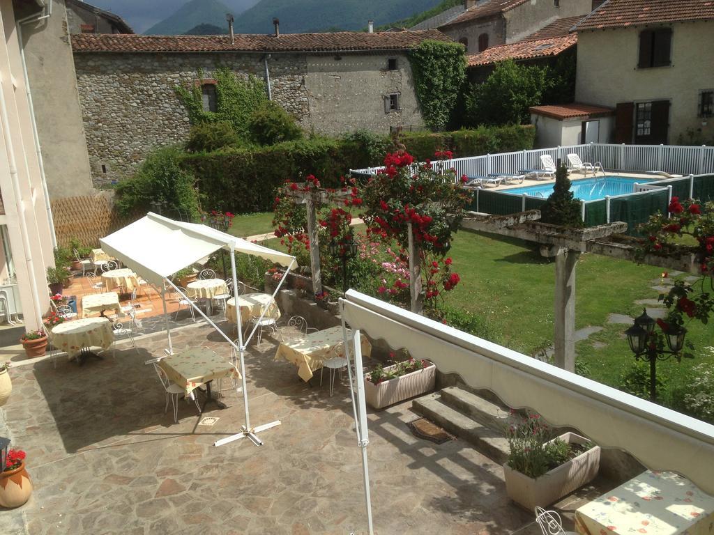 Hostellerie de La Poste Oust Exterior foto